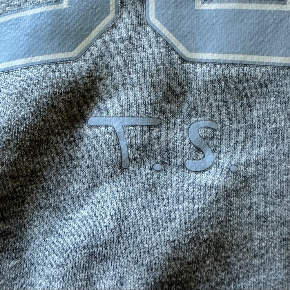 Taylor Swift Eras Tour Gray 1989 Album Gray Hoodie Concert 80’s Medium Casual - Picture 6 of 8